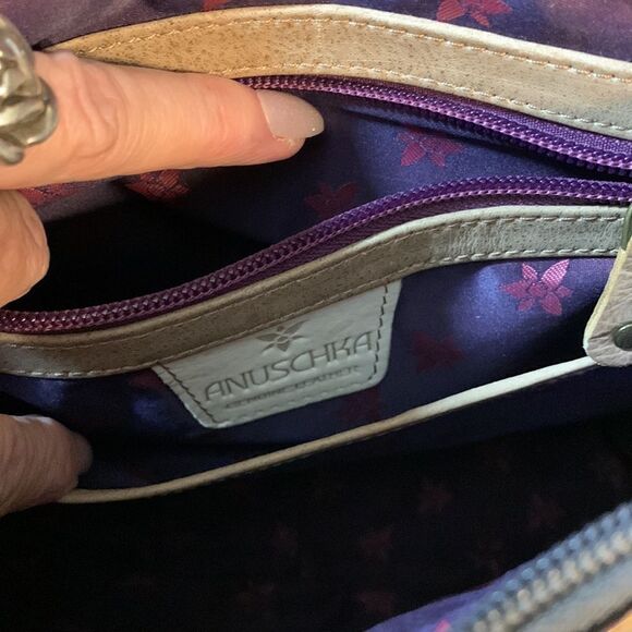 Anuschka Floral Paradise hand painted leather hobo bag - Picture 9 of 12